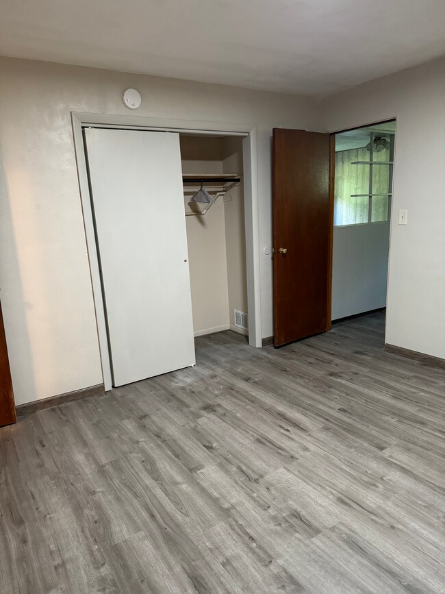 Bedroom 1 - 204 W Hunt Ave