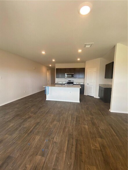 Building Photo - 820 Nodding Nixie