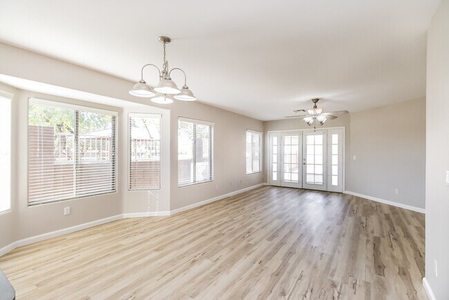 Foto del edificio - 11242 E Camino St