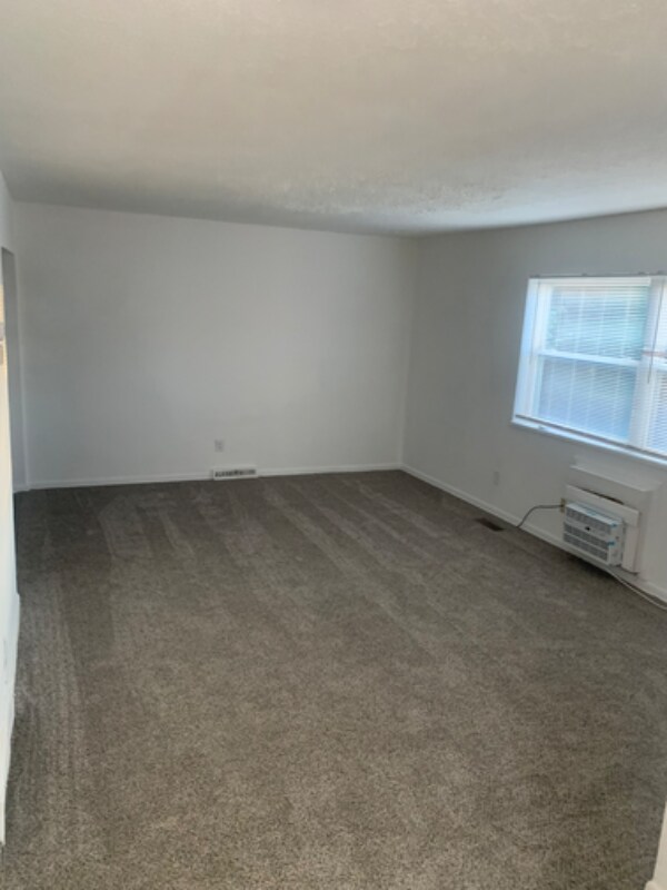 33170 Aurora Rd Solon, OH 44139 – photo 5