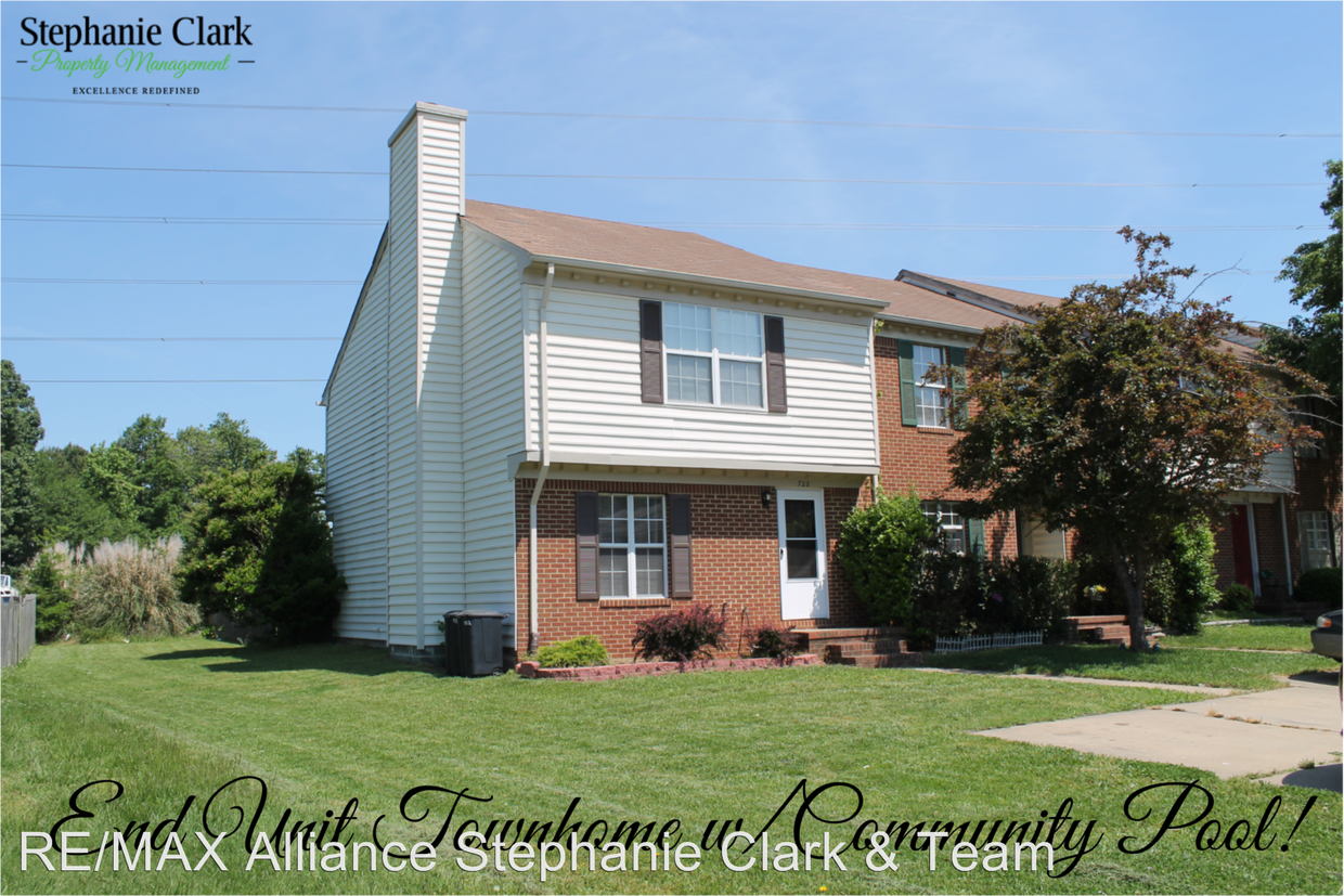 Primary Photo - 3 br, 2.5 bath House - 722 Huntly Drive