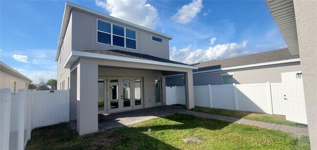 Building Photo - 736 Yukon Ln