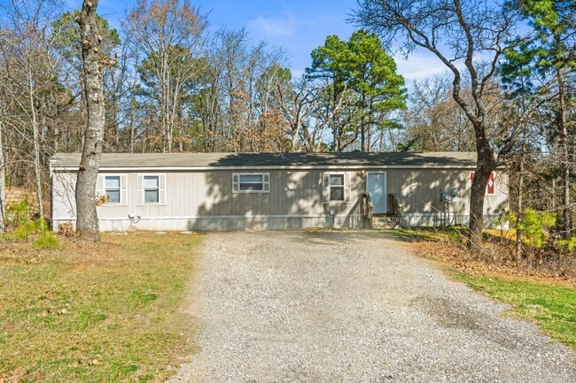 Building Photo - 15666 Country Walk Dr