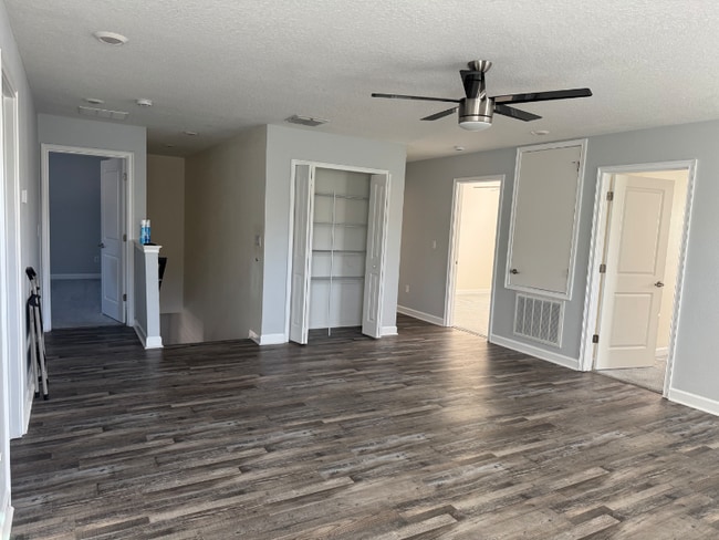 Foto del edificio - 14253 Gold Bridge Dr