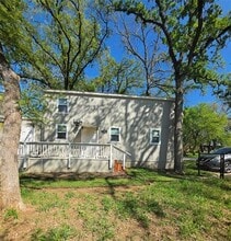 Building Photo - 7202 Base St