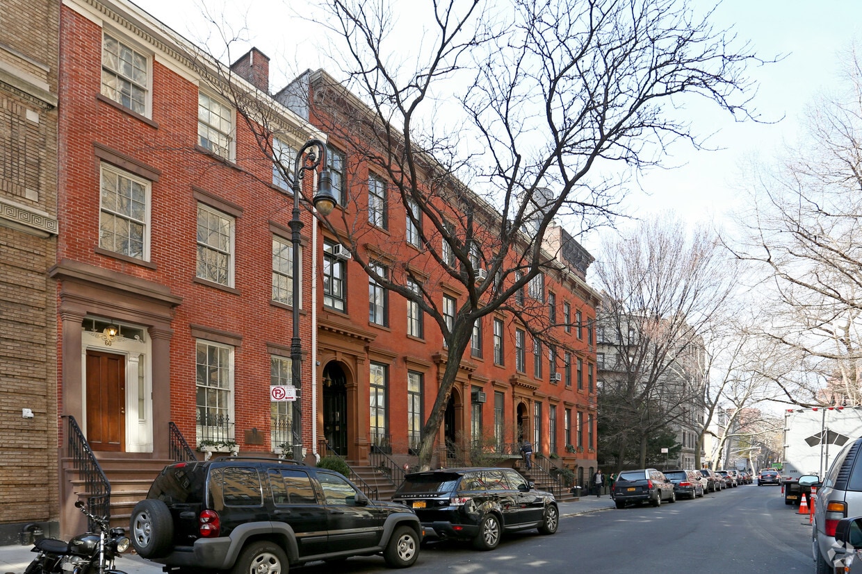 Primary Photo - 62-66 W 11th St