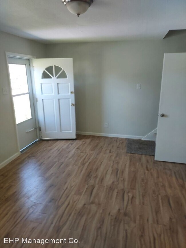 Foto del edificio - 3 br, 1.5 bath House - 4412 Norfolk Avenue