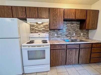 Building Photo - 2112 Campus Dr