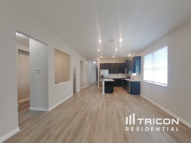 Foto del edificio - 13307 Badlands Bnd