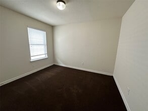 Building Photo - 19630 Summerlin Dr Building Photo - 19630 Summerlin Dr