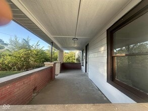Building Photo - 1437 Kappes St