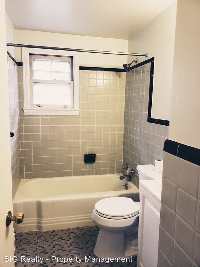 Building Photo - 1 br, 1 bath House - 418B E Montgomery Ave