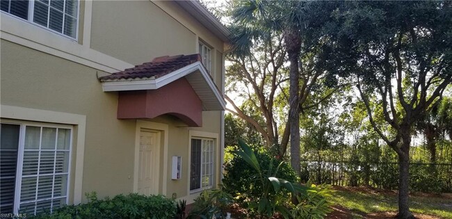 Building Photo - 9400 Ivy Brook Run