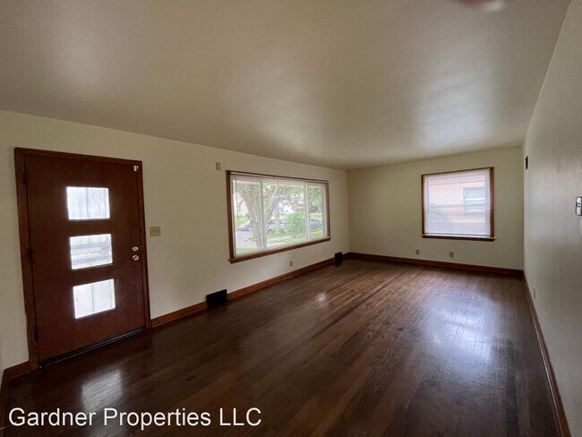 Building Photo - 3 br, 1 bath House - 4505 N 46th Street