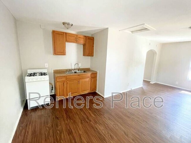 Foto del edificio - 200 E 6th St