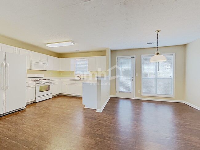 Building Photo - 675 Ashford Cove Drive
