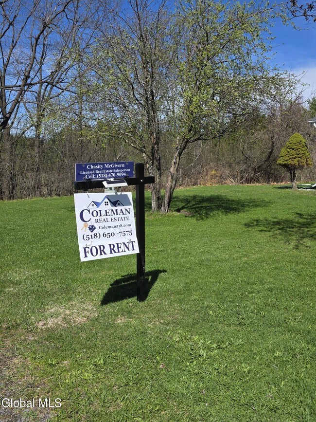 Foto del edificio - 328 Witter Rd