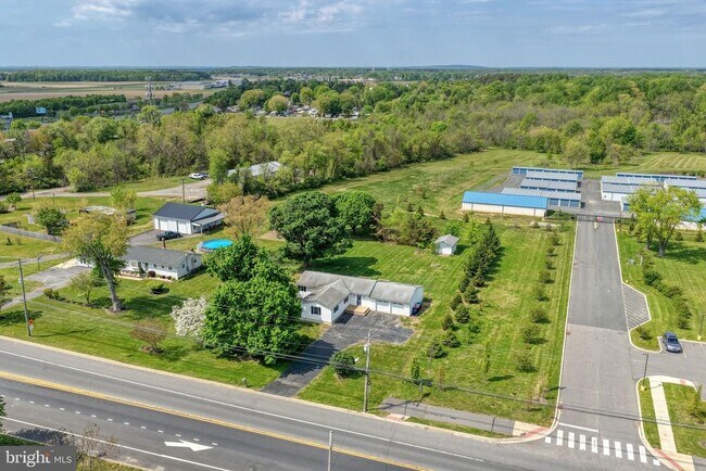 Foto del edificio - 441 Boyds Corner Rd