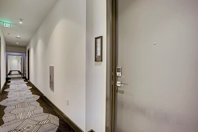 Foto del edificio - 4521 San Felipe St