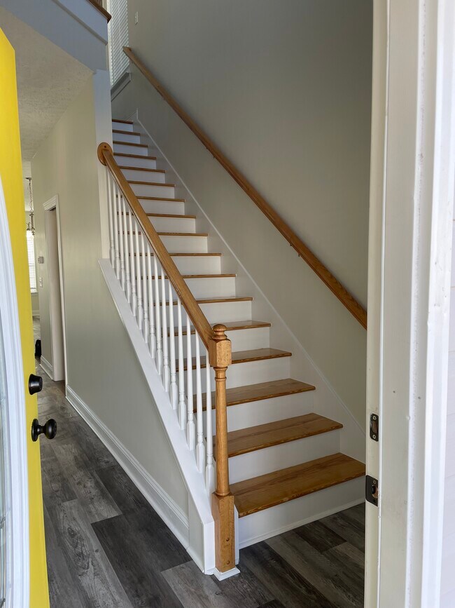 Foto del edificio - 328 Botany Bay Pl