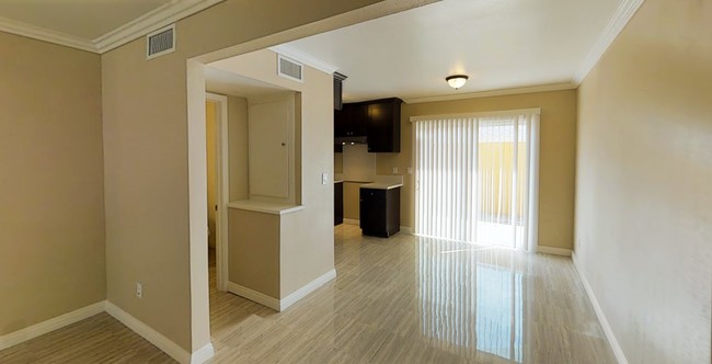 Dining Room (Type C) - Virginia Square Townhomes