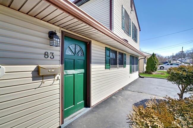 Building Photo - 83 Winthrop Rd