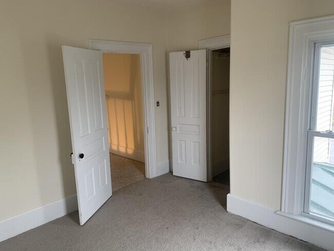 Foto del edificio - 118 N Hudson St SE