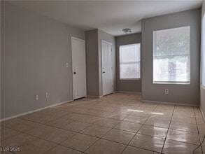 Building Photo - 6424 Hayden Peak Ln