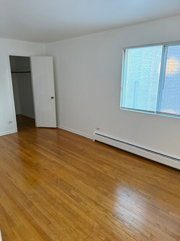 Foto del edificio - 10430 Michael Todd Ter