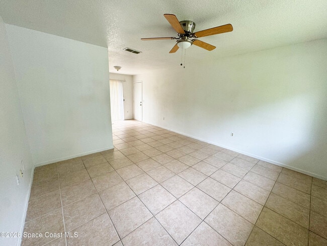 Building Photo - 1029 Ulysses Ave SE