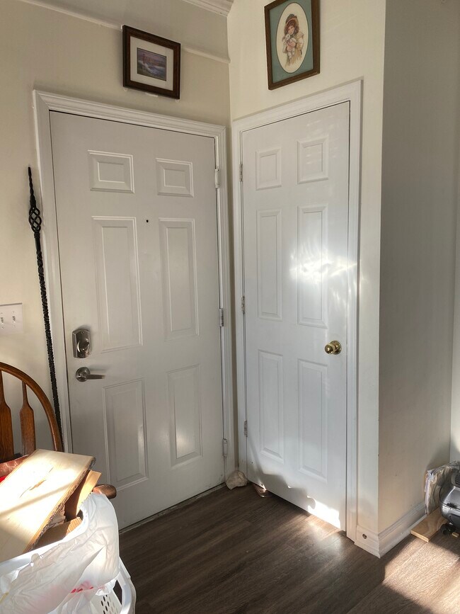 Front door with closet - 304 Foreman Ave