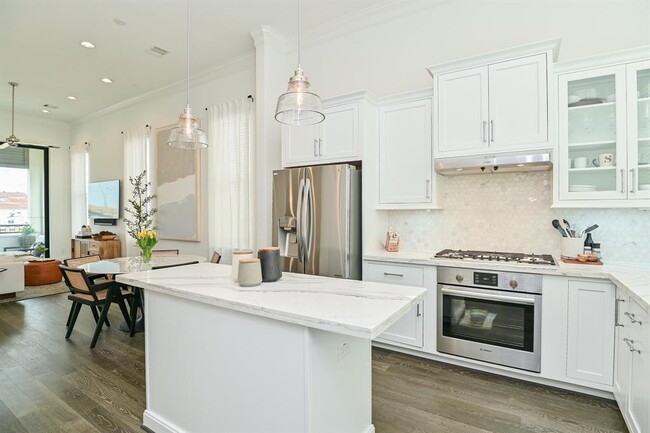 Foto del edificio - 6123 Cottage Grove Lake Dr