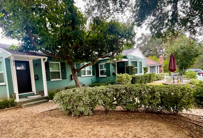 Building Photo - 648 Westminster Dr