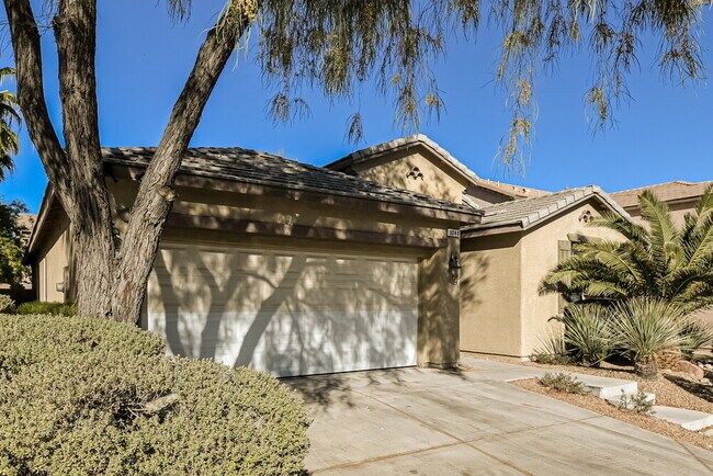 Foto del edificio - 9048 Blue Raven Ave