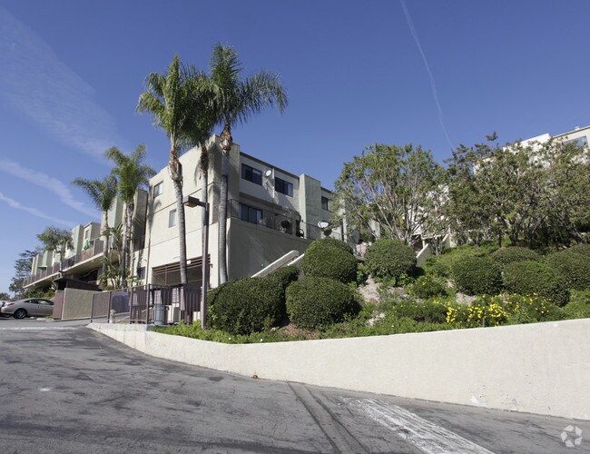 Apartments For Rent in Granada Hills CA with Hardwood Floors 46