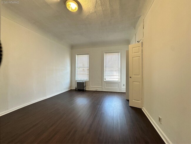 Building Photo - 82 Waring Pl