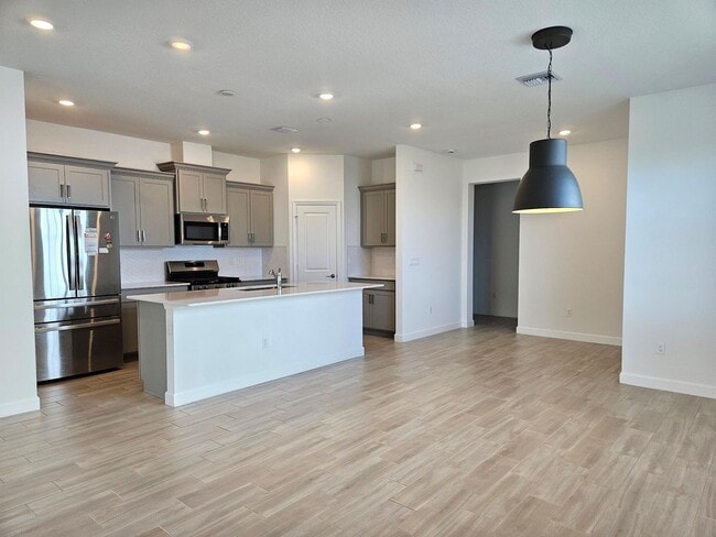 Foto del edificio - 1374 Tangled Orchard Tr