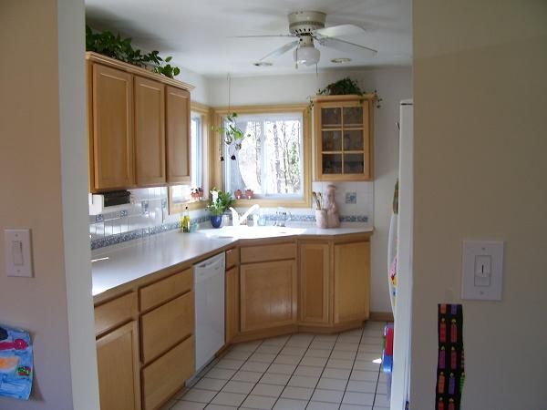 Building Photo - 23501 Loomis Ct