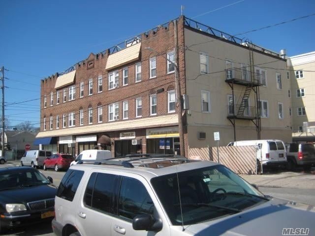 Building Photo - 1008 Central Ave