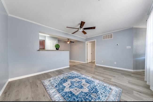 Foto del edificio - 11610 Vance Jackson Rd