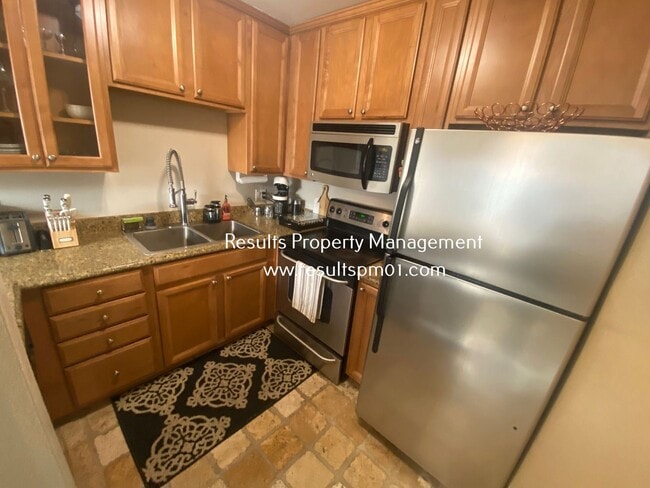 Building Photo - 1 br, 1 bath House - 548 Woodside Oaks # 8