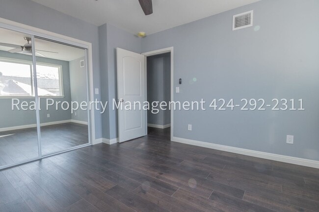 Photo - Wonderful 2 bedroom 1 bath Townhome