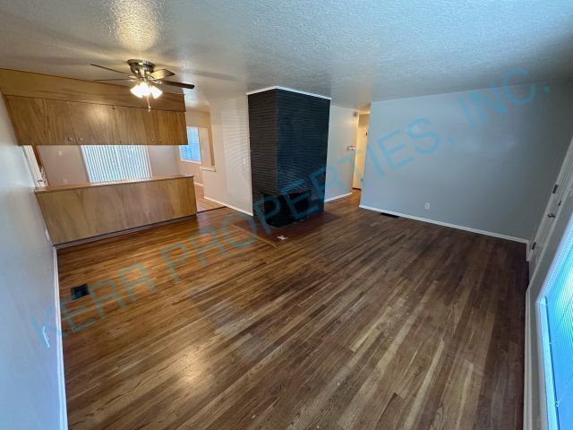 Foto del edificio - 12407 NE Knott St