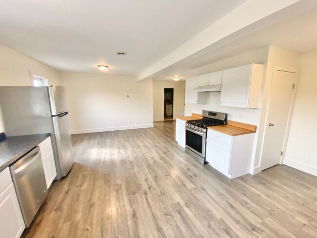 Foto del edificio - 12 Malletts Bay Ave