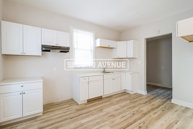 Building Photo - 8346 Anthony Wayne Ave