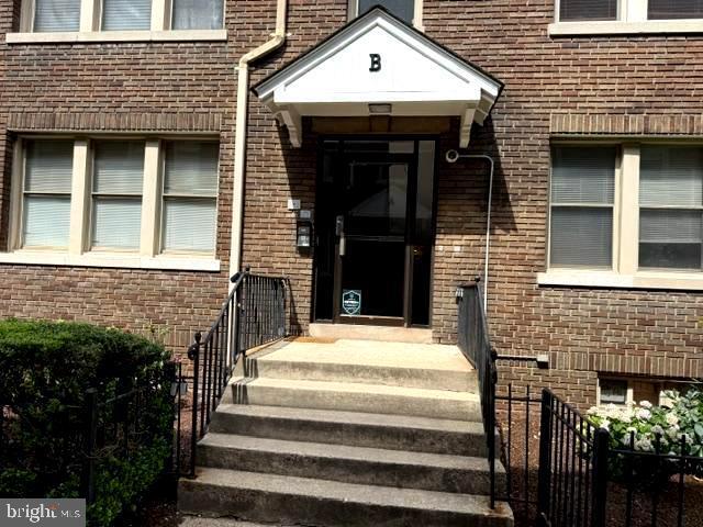 Foto del edificio - 1725 Lanier Pl NW