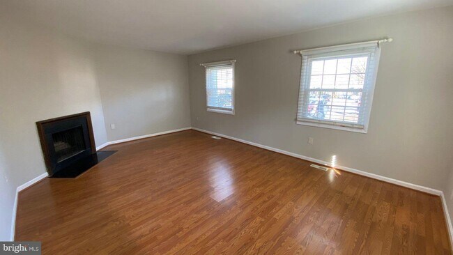 Building Photo - 5548 Green Dory Ln