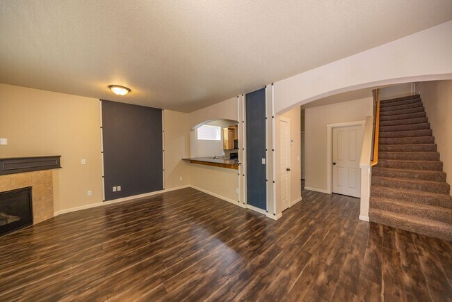 Foto del edificio - Three bedroom home in Hazel Dell - built i...