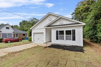 Building Photo - 3106 Hammond Ave