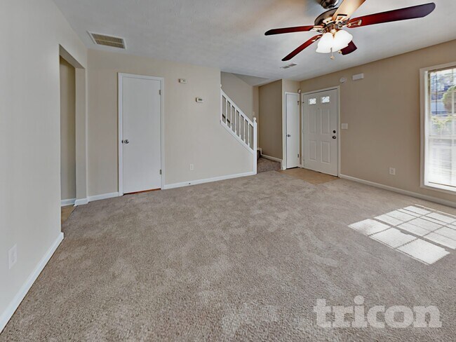 Foto del edificio - 2481 Dublin Ct